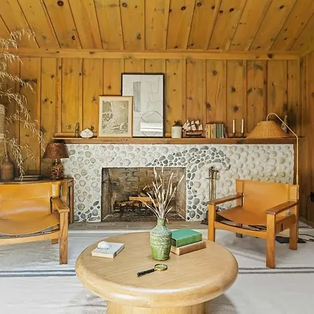 One-Of-A-Kind Beach Cabin With Hot Tub